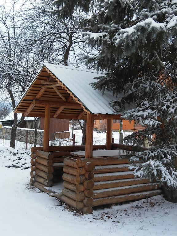 Артгір Гостинний Двір Ξενοδοχείο Mykulychyn Εξωτερικό φωτογραφία